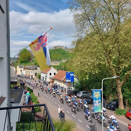ベッド・アンド・ブレックファスト Viphouse Valkenburg