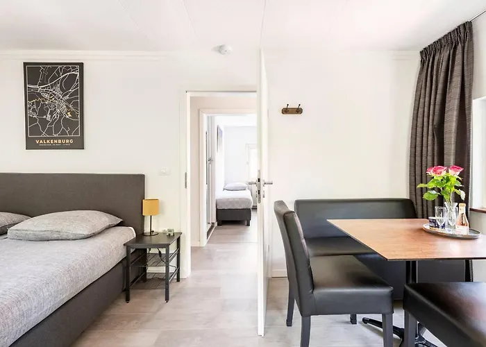 Viphouse Valkenburg Валкенбург