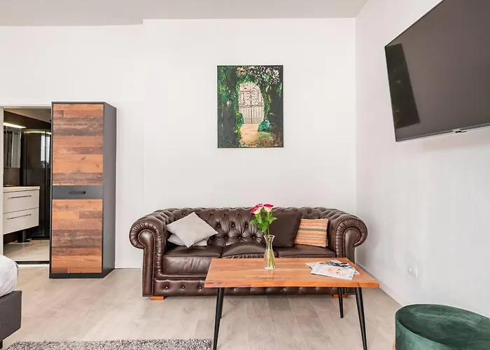 Viphouse Valkenburg Отель типа 